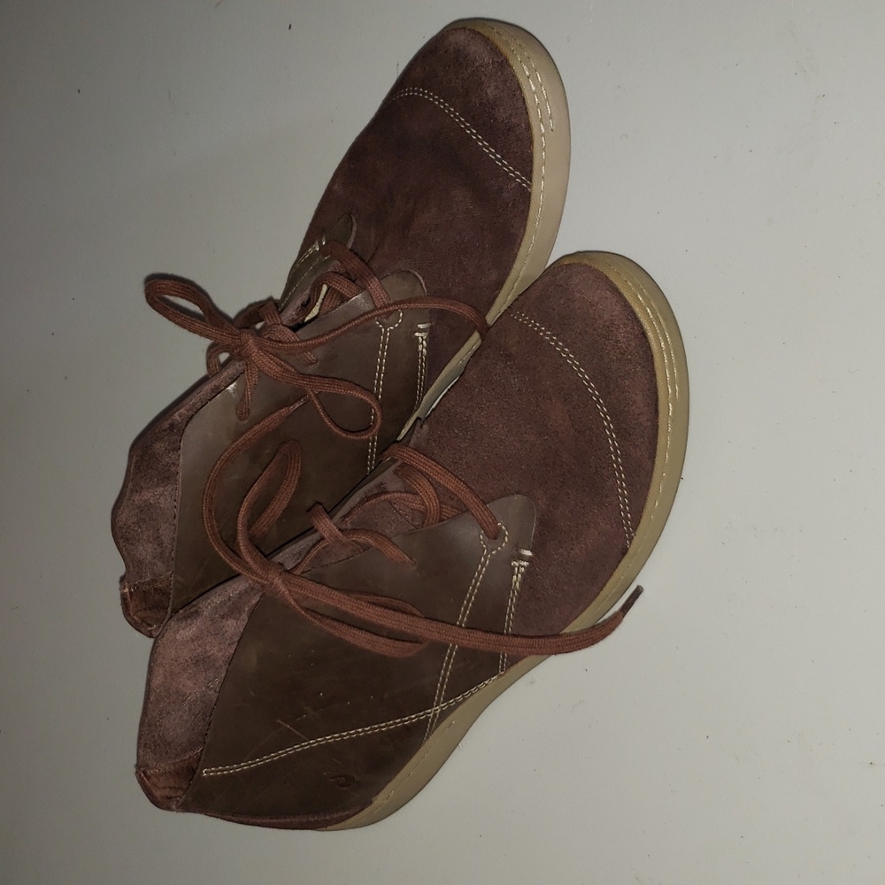 Ahnu Chucka Boots